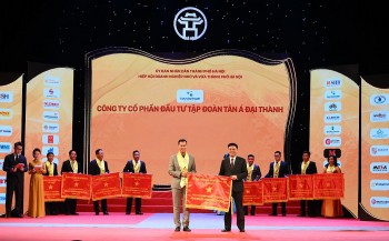 tan a dai thanh vinh du don nhan co thi dua cua ubnd thanh pho ha noi