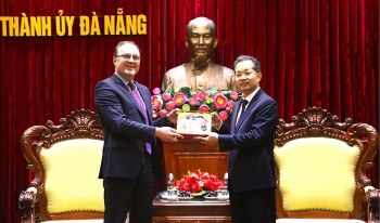 lien bang nga se tiep tuc cap hoc bong cho sinh vien truong dai hoc ngoai ngu da nang