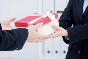 tet duong lich 2024 qua tet duong lich cho doi tac y nghia nhat