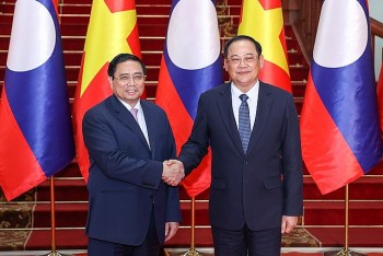 Thủ tướng Lào thăm chính thức Việt Nam: Tăng cường tình đoàn kết hữu nghị và hợp tác toàn diện giữa hai nước