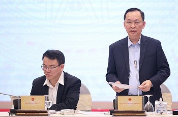 gan 2 trieu ty dong se duoc bom vao nen kinh te trong nam 2024