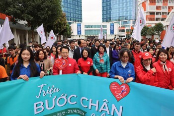 chien dich trieu buoc chan nhan ai huong ve nguoi dan kho khan o dien bien son la thai nguyen