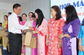 nang cao vi the cua phu nu trong linh vuc chinh tri