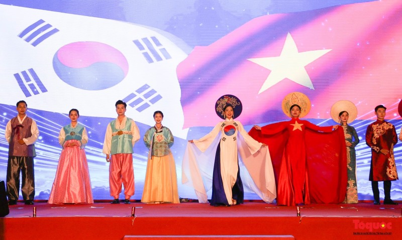 Gia đình đa văn hóa Việt - Hàn giúp thắt chặt tình hữu nghị hai nước