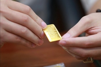 "Nóng" theo thị trường thế giới, giá vàng SJC trở lại mốc 82 triệu đồng/lượng