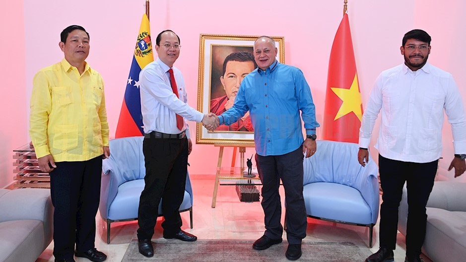 Nhiều sự kiện kỷ niệm quan trọng nhân 35 năm thiết lập quan hệ ngoại giao Venezuela - Việt Nam