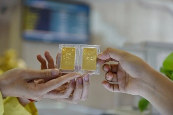 gia vang lai nong len ap sat moc 85 trieu dong moi luong