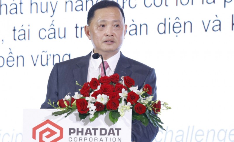Chủ tịch Phát Đạt và công ty liên quan đăng ký mua gần 64 triệu cổ phiếu PDR