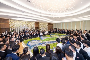 bat dong san gia tri thuc len ngoi vinhomes royal island gay sot voi gio hang vuot troi