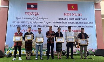 quang tri salavan giu binh yen vung bien gioi tu mo hinh ket nghia