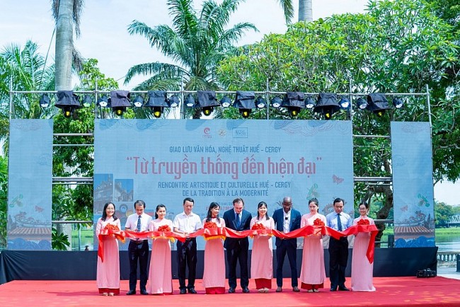 Giới thiệu cơ hội du lịch, đầu tư tại Việt Nam đến với nước bạn