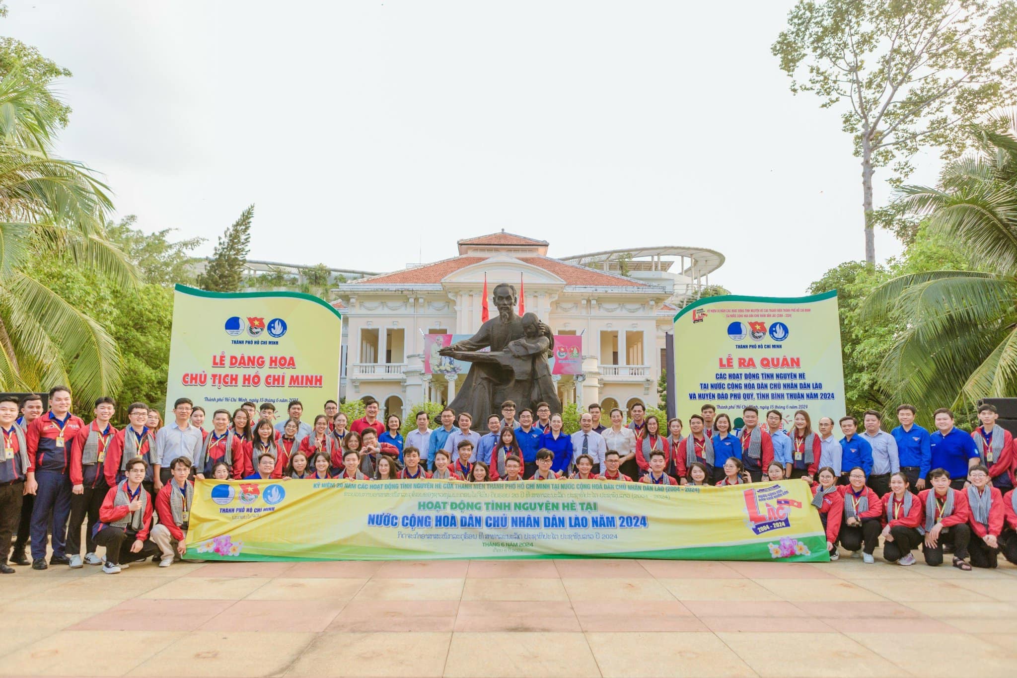 120 chiến sĩ tình nguyện thành phố Hồ Chí Minh hoạt động hè tại Lào