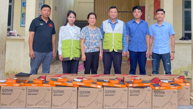 GNI hỗ trợ trang thiết bị cho 10 trường học tại tỉnh Hà Giang