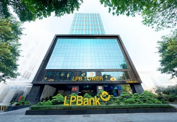 lpbank dung ke hoach chao ban co phieu chuyen sang tra co tuc bang co phieu ty le 168
