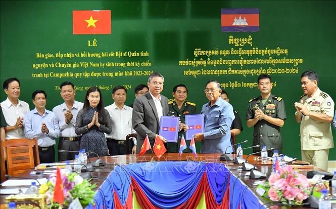 Kiên Giang: Hồi hương 10 hài cốt liệt sĩ hy sinh tại Campuchia
