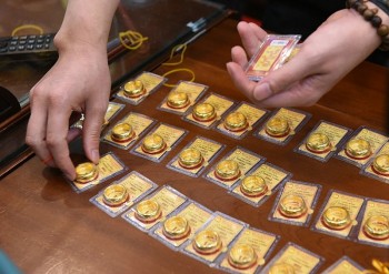 gia vang nhan tang cao vuot mat vang mieng