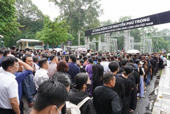 le vieng tong bi thu nguyen phu trong duoc to chuc dong thoi o 3 dia diem