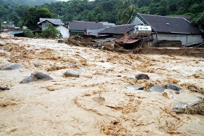 Cảnh báo lũ trên các sông khu vực Bắc Bộ