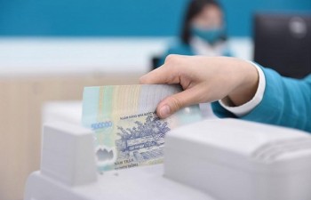 ngay dau thang 8 loat ngan hang tang lai suat tiet kiem