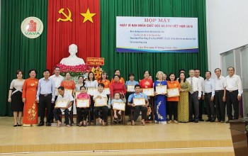 can tho tiep tuc trien khai chuong trinh cham soc giup do nan nhan chat doc da cam