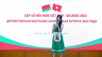 gan ket tinh huu nghi viet nam belarus qua van hoa va ky vat