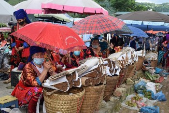 cho phien tua chua duoc cong nhan la diem du lich