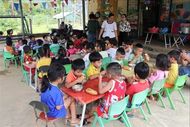 Children of Vietnam hỗ trợ gạo cháo dinh dưỡng cho học sinh mẫu giáo tỉnh Quảng Nam