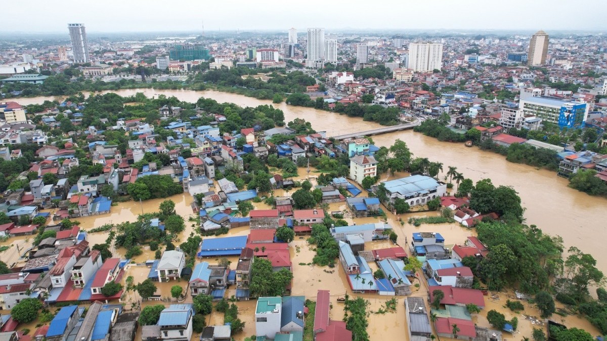 Lũ trên sông Thao tại Yên Bái vượt mốc lịch sử năm 1968 gần 1m