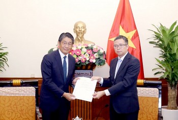 nhat ban dong hanh ho tro viet nam khac phuc hau qua bao lu