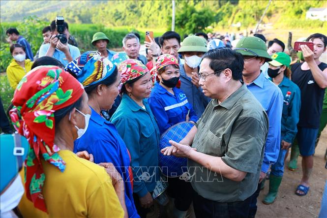 Thủ tướng Phạm Minh Chính: Đặt sức khỏe, tính mạng của người dân lên trên hết, trước hết