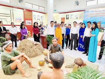 khai mac trung bay chuyen de chi bo an nam cong san dang co do va phong trao cach mang o can tho