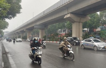 thoi tiet hom nay 0110 ha noi co luc co mua rao va dong