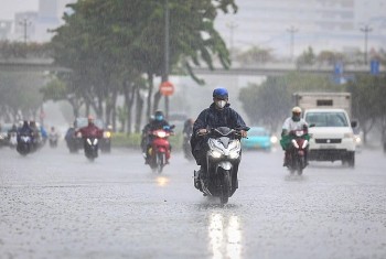 Thời tiết hôm nay (16/10): Hà Nội nhiều mây, có mưa vài nơi