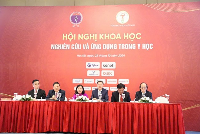 Hội thảo khoa học “Nghiên cứu và ứng dụng trong y học”