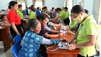 thien nguyen gan ket nghia tinh viet nam campuchia