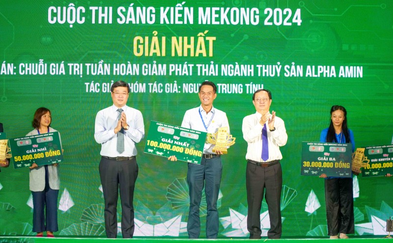 Nhóm tác giả đến từ Đồng Tháp giành giải nhất Cuộc thi Sáng kiến Mekong