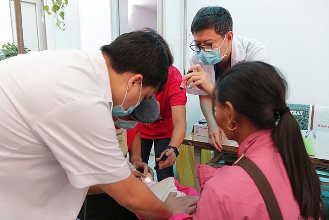 Operation Smile phẫu thuật nụ cười cho gần 100 trẻ em bị khe hở môi vòm miệng