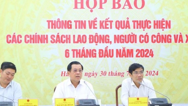 Người lao động được hưởng nhiều lợi ích từ Luật BHXH sửa đổi