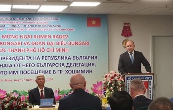 du hoc sinh viet nam tai bulgaria la cau noi huu nghi giua hai dat nuoc