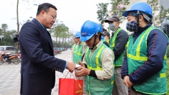 ha noi chuan bi ke hoach cham lo doan vien nguoi lao dong dip tet nguyen dan at ty