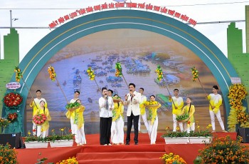 can tho gioi thieu quang ba hinh anh van hoa cho noi cai rang