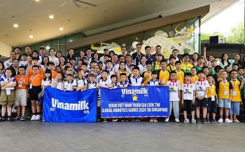 vinamilk dong hanh cac doi robotacon viet nam toa sang tai dau truong quoc te