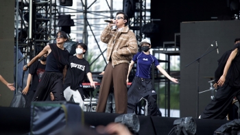 he lo dan nghe si vpop tong duyet cho sieu nhac hoi 8wonder winter