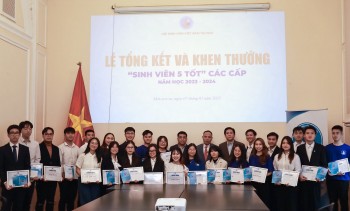 tuyen duong sinh vien viet nam 5 tot tai lien bang nga