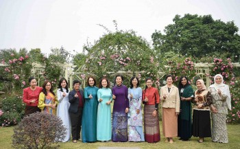 vun dap tinh doan ket huu nghi giua cac nuoc asean