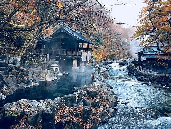 Nhật Bản muốn đưa văn hóa onsen (tắm suối nước nóng) thành di sản phi vật thể