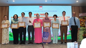 tang cuong hieu qua doi ngoai nhan dan tai nghe an va thanh pho ho chi minh