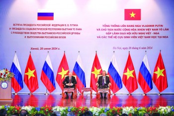 trao doi thu mung nhan dip ky niem 75 nam thiet lap quan he ngoai giao viet nga