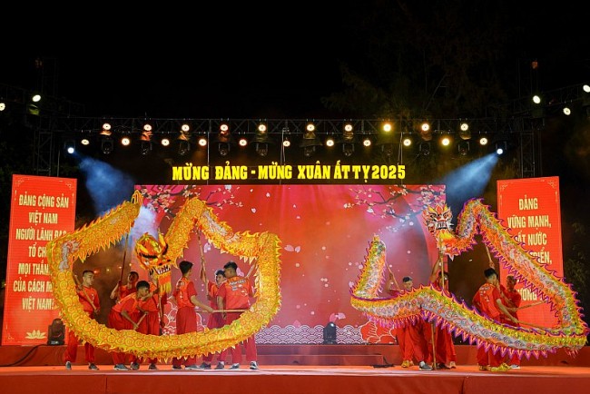 Chương trình nghệ thuật “Mừng Đảng, mừng Xuân” diễn ra tại nhiều địa phương