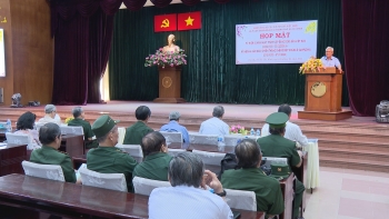 thanh pho ho chi minh hop mat cuu chuyen gia viet nam giup ban campuchia